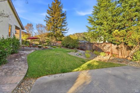 5828 Owl Hill Avenue Santa Rosa CA 95409