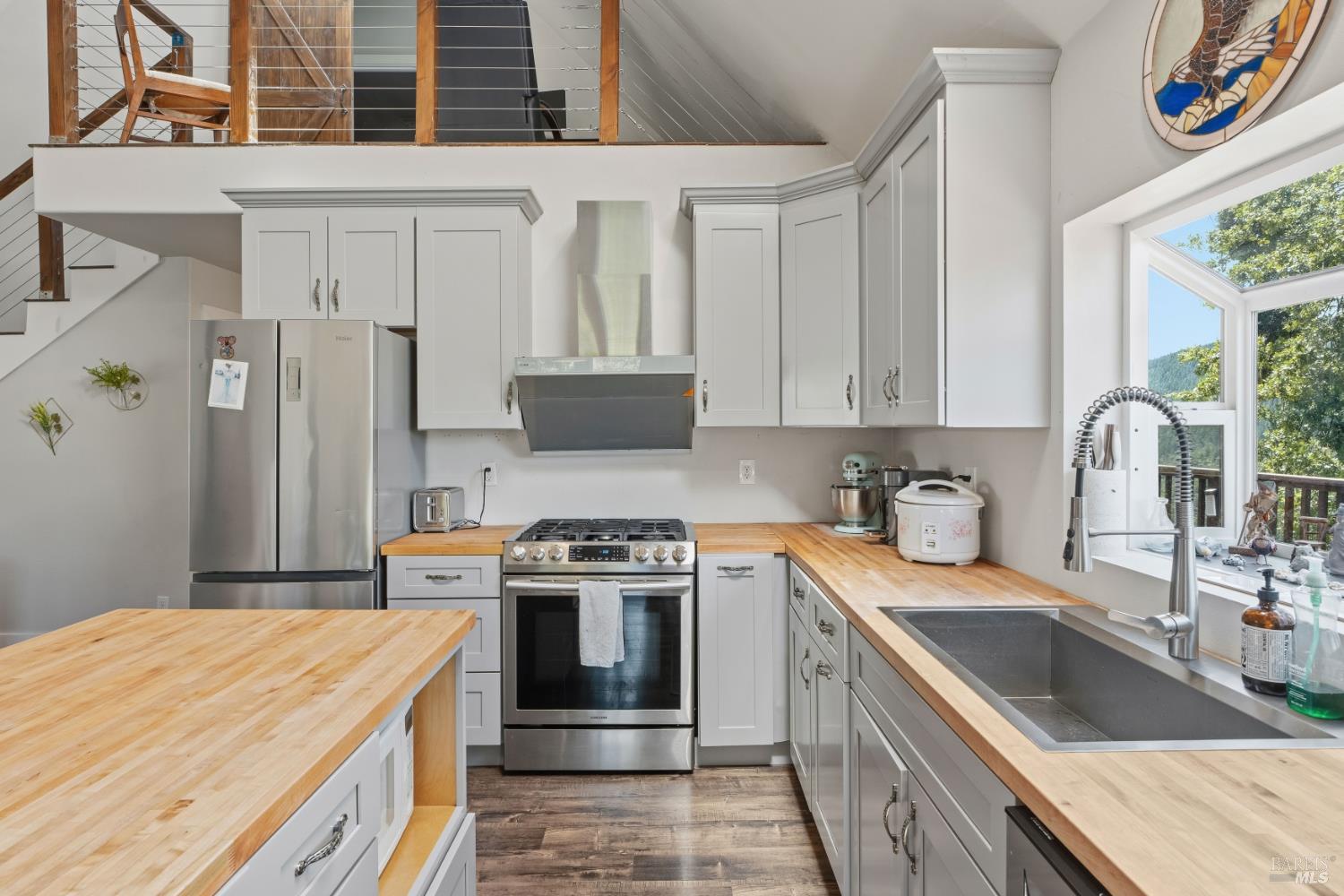 14590 Ridgeview Road Willits CA 95490