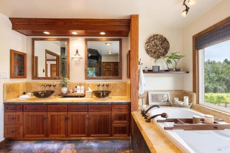 4630 Maddocks Road Sebastopol CA 95472