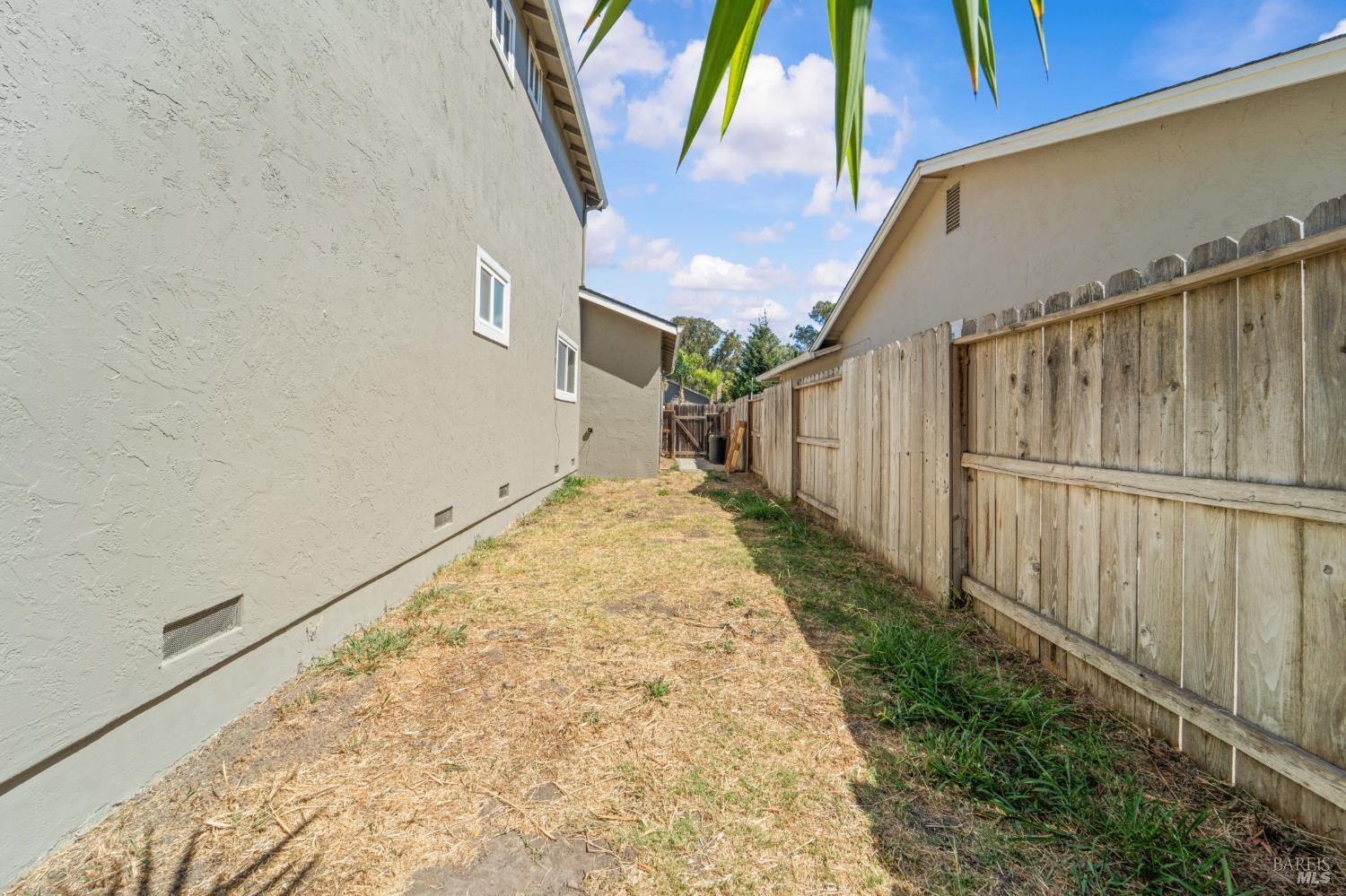 1086 Mockingbird Lane Fairfield CA 94533