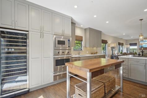 183 France Street Sonoma CA 95476