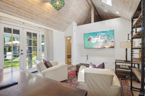 183 France Street Sonoma CA 95476