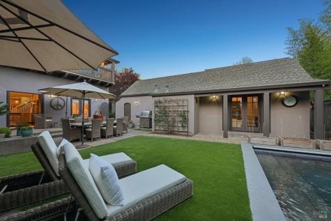 183 France Street Sonoma CA 95476