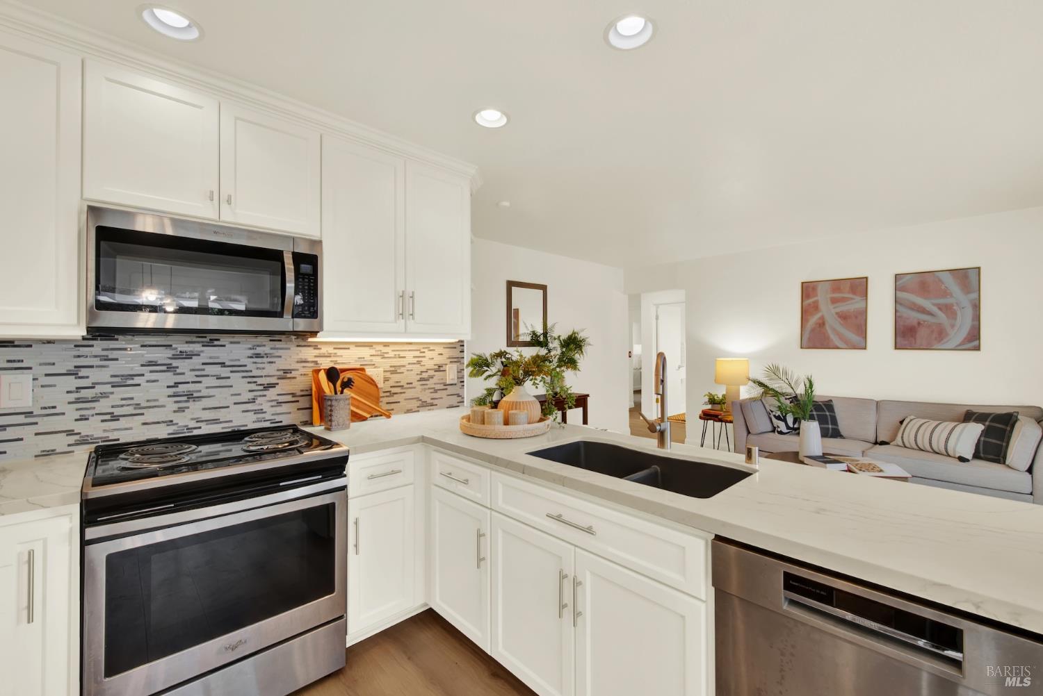 137 Seneca Way Vacaville CA 95688