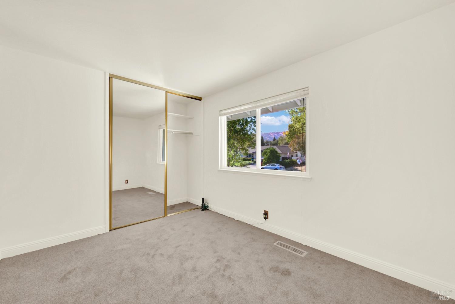 137 Seneca Way Vacaville CA 95688