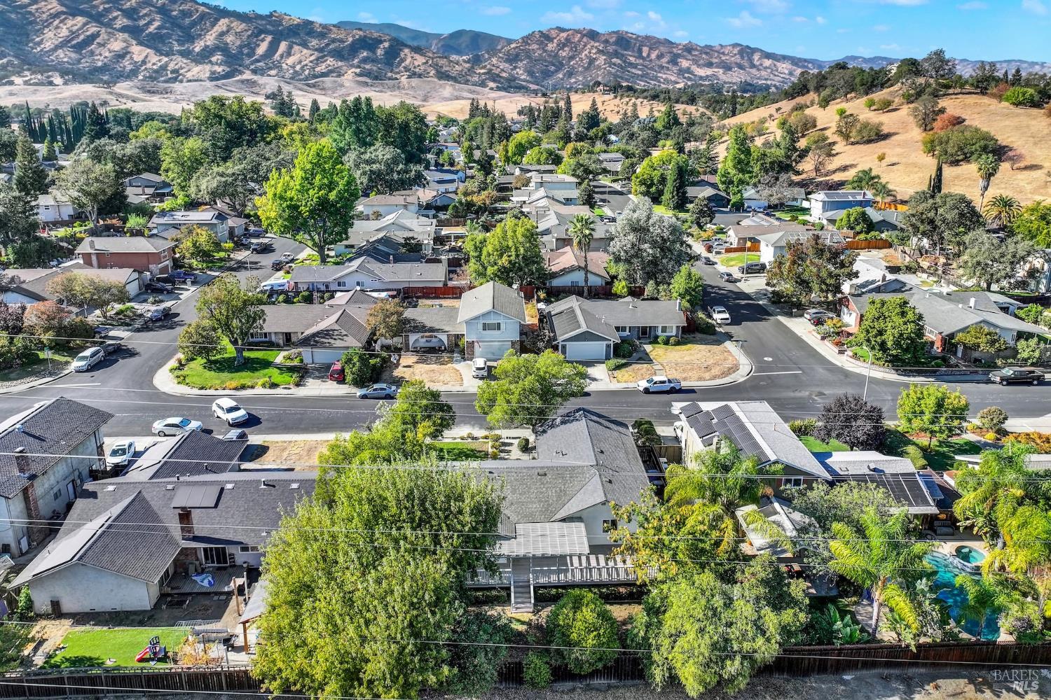 137 Seneca Way Vacaville CA 95688