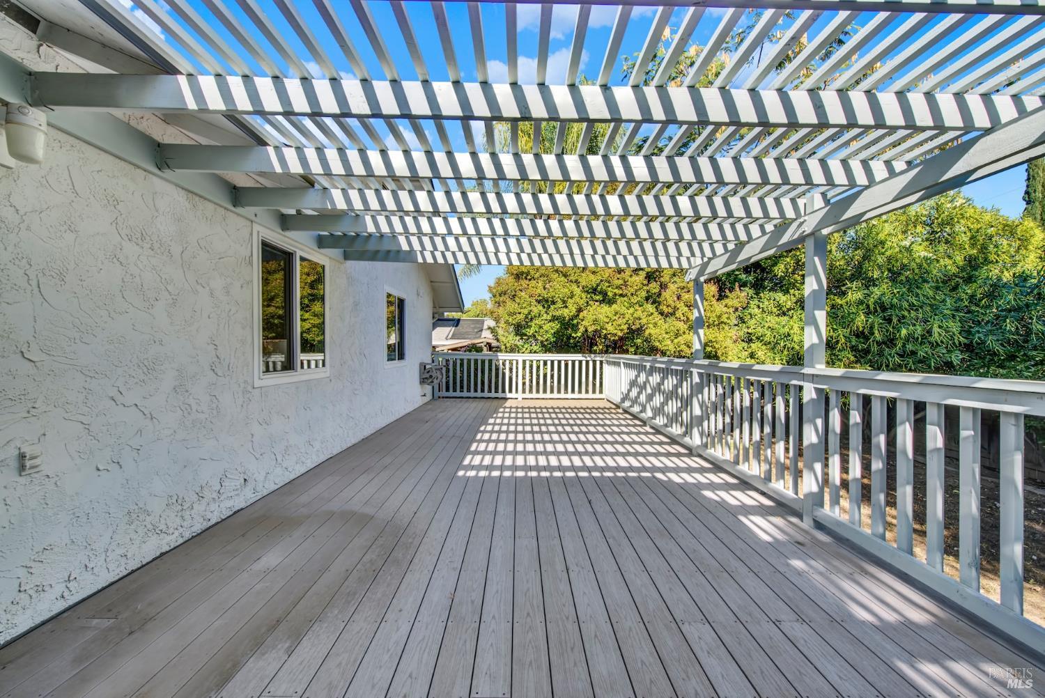 137 Seneca Way Vacaville CA 95688