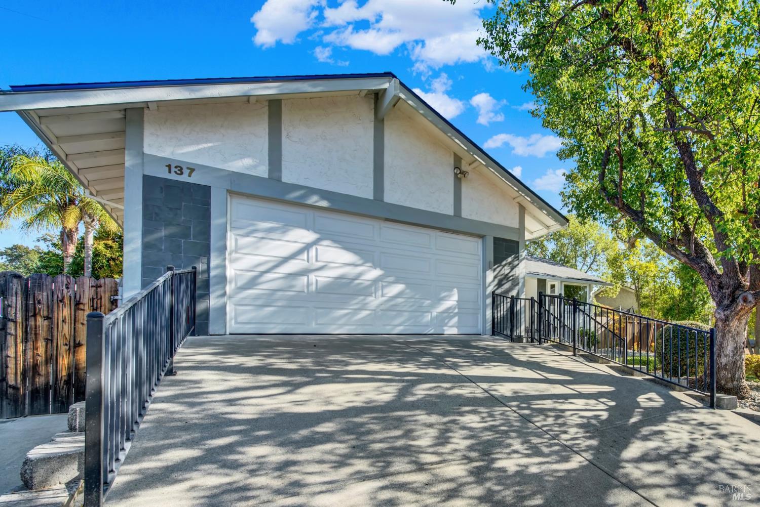 137 Seneca Way Vacaville CA 95688