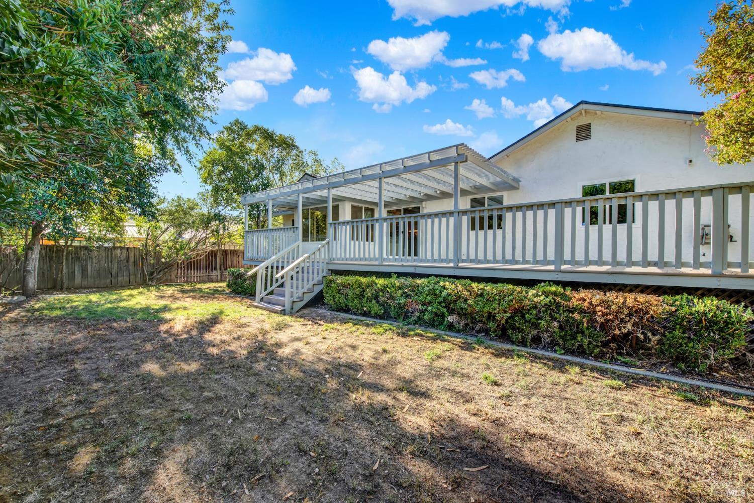 137 Seneca Way Vacaville CA 95688
