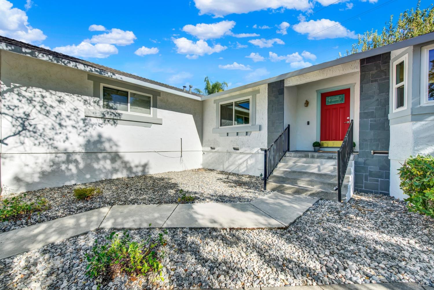 137 Seneca Way Vacaville CA 95688