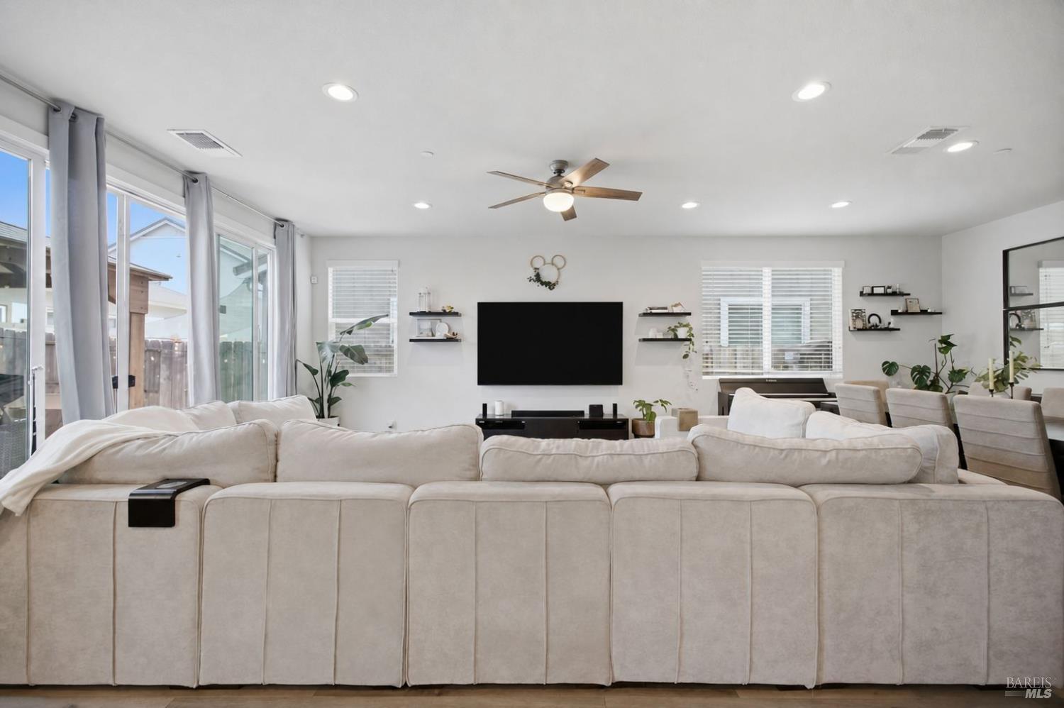 312 Hibiscus Street Vacaville CA 95687
