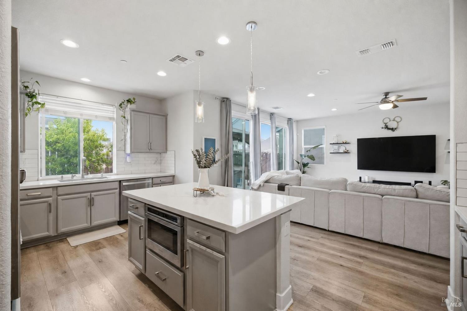 312 Hibiscus Street Vacaville CA 95687