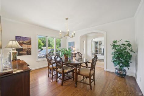 230 Corte Del Cerro Novato CA 94949
