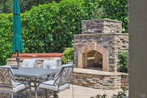 230 Corte Del Cerro Novato CA 94949