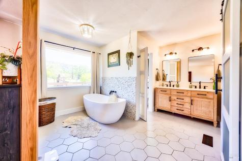 6282 Melita Road Santa Rosa CA 95409