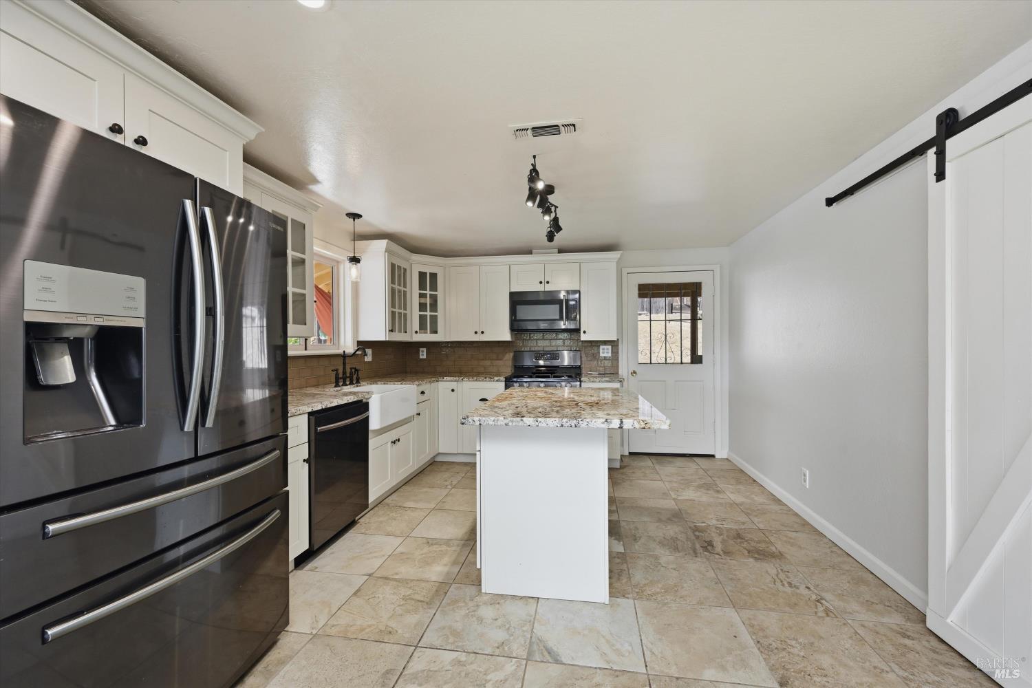 5475 Wilkinson Avenue Clearlake CA 95422