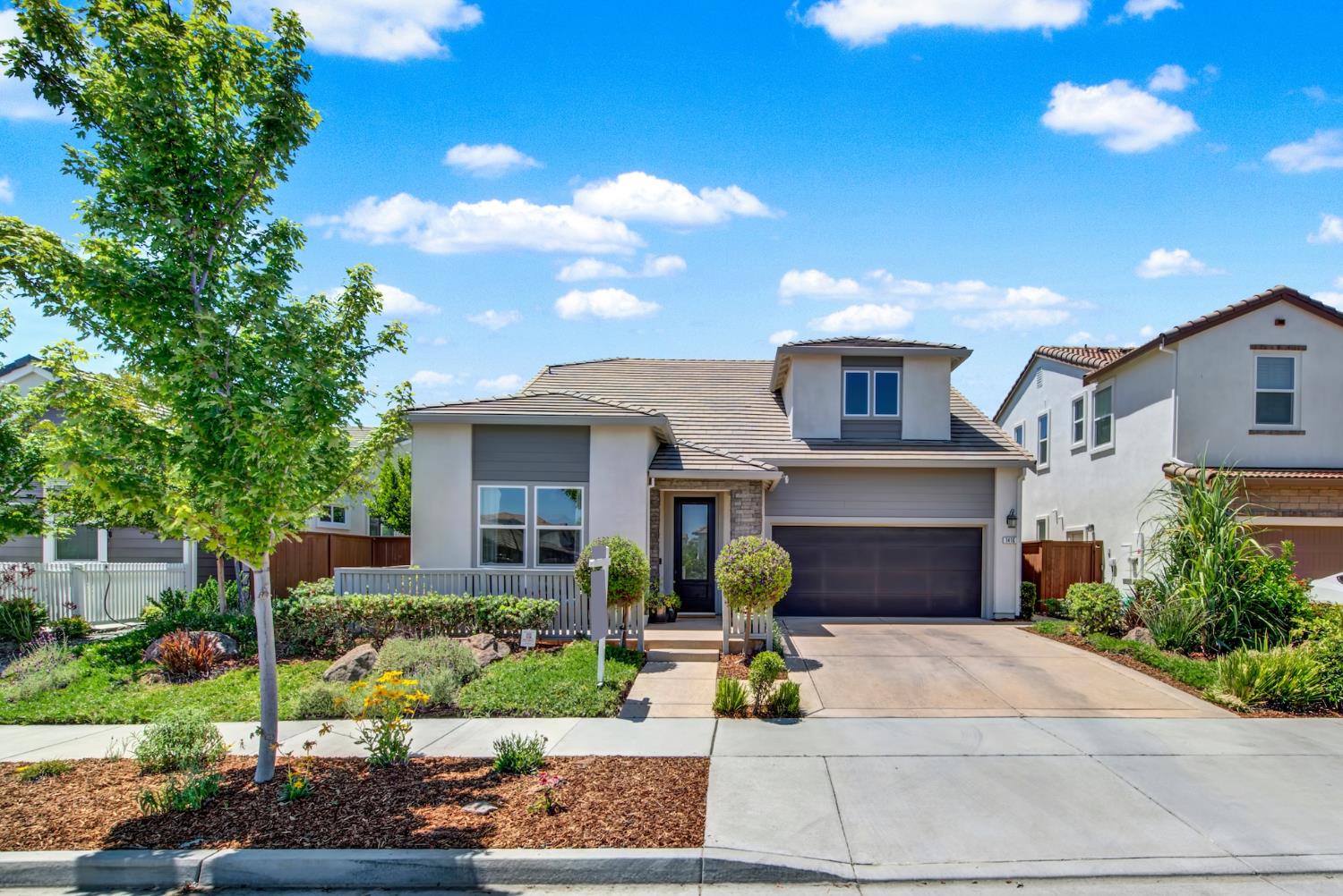 1416 Hammond Woodland CA 95776