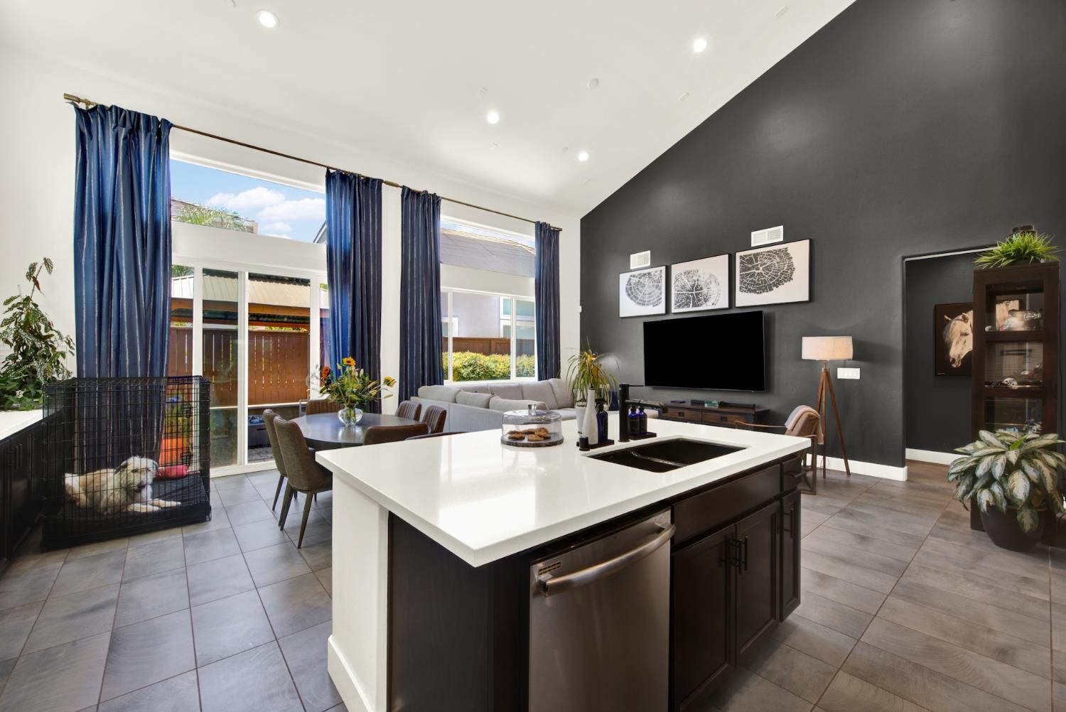 1416 Hammond Woodland CA 95776