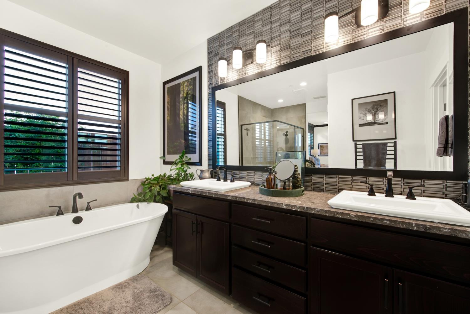 1416 Hammond Woodland CA 95776
