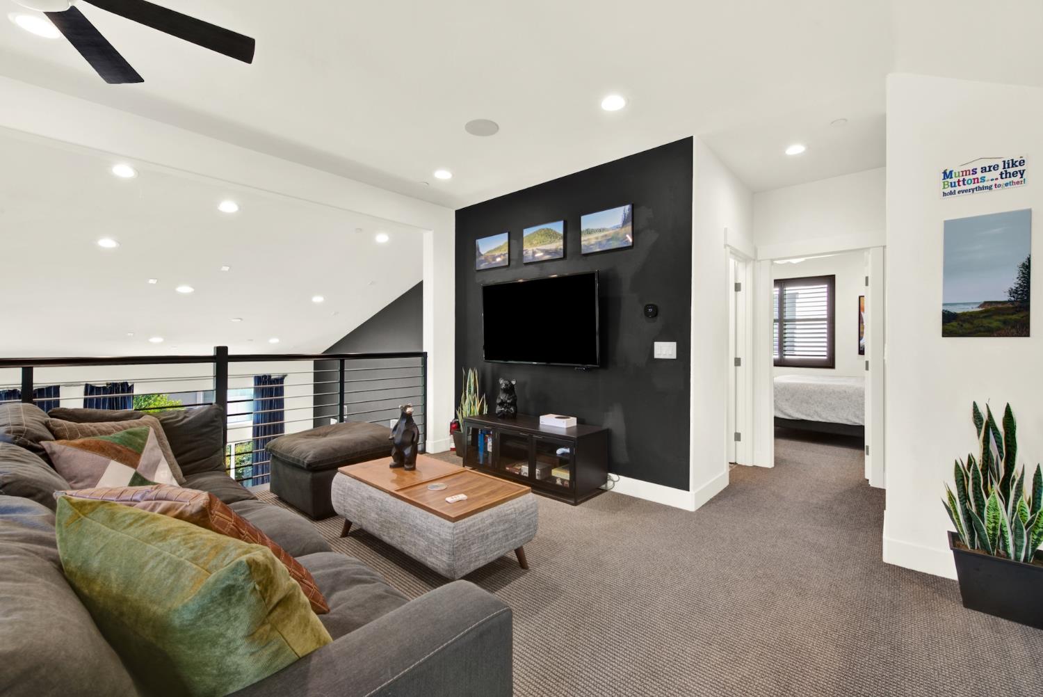 1416 Hammond Woodland CA 95776
