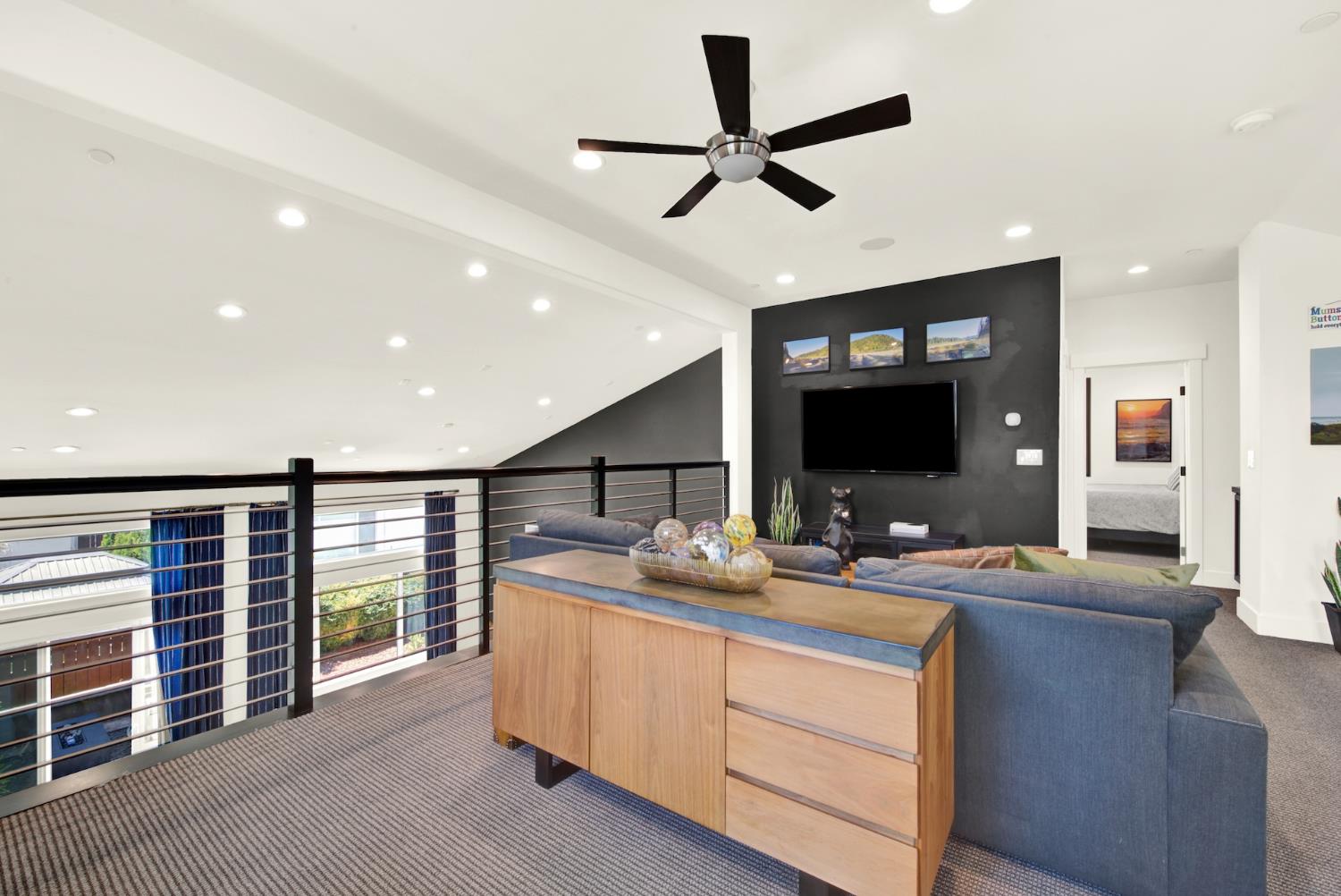 1416 Hammond Woodland CA 95776