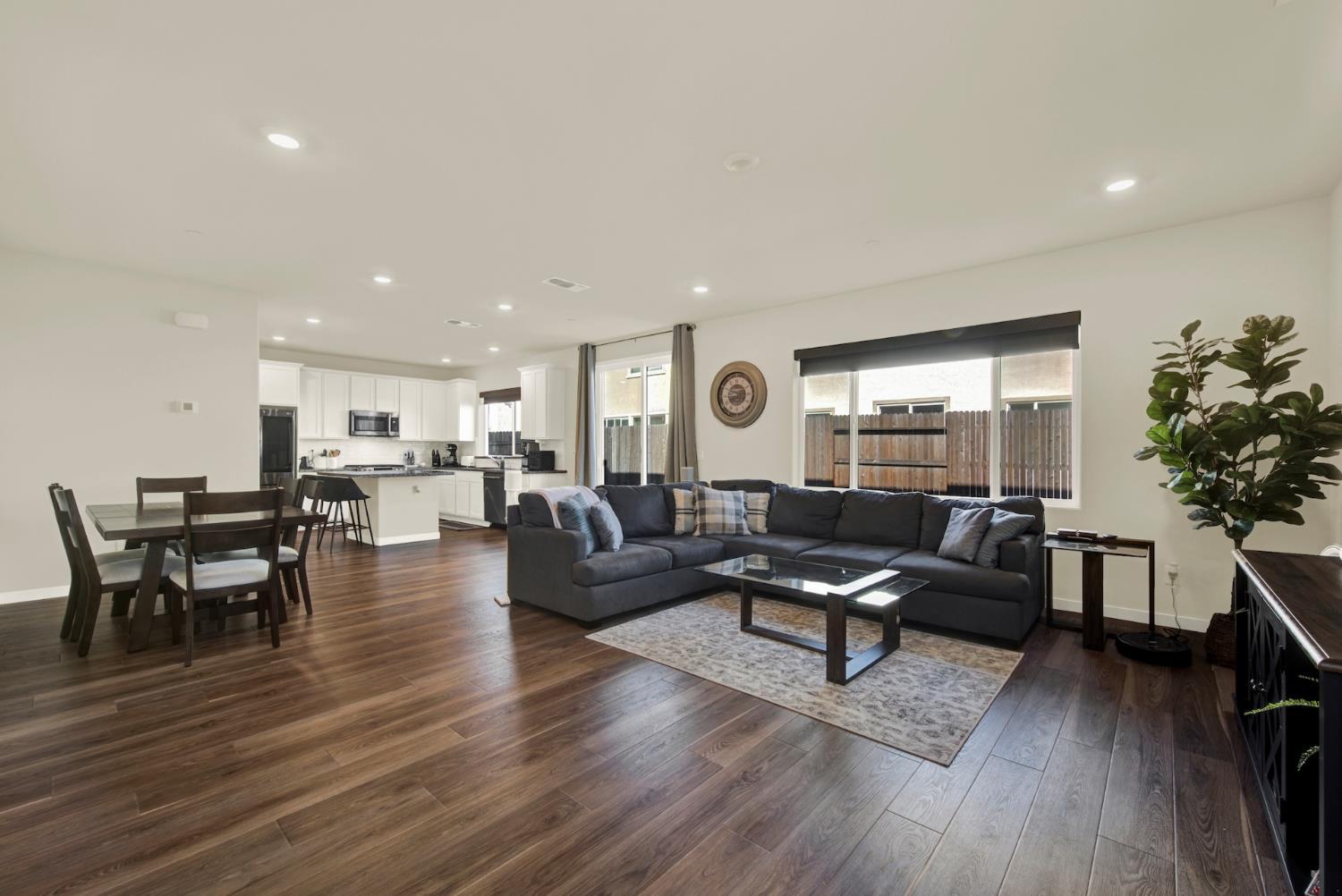 2065 Milky Way Circle Roseville CA 95747