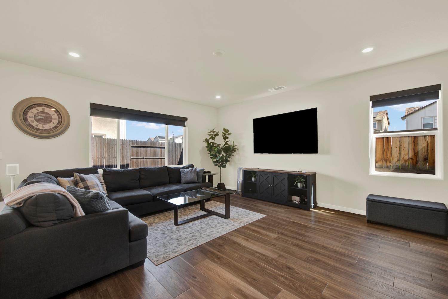 2065 Milky Way Circle Roseville CA 95747