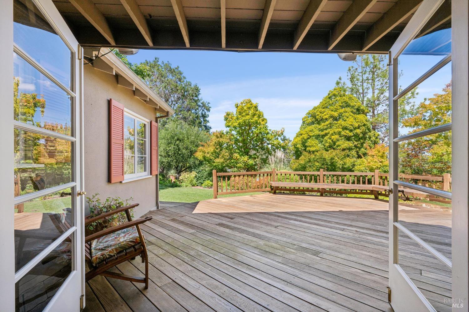 70 Corte Arriba Court Novato CA 94949