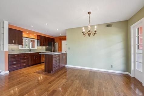 70 Corte Arriba Court Novato CA 94949