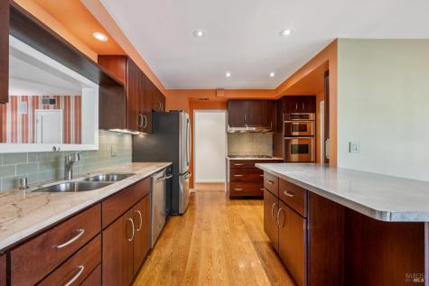 70 Corte Arriba Court Novato CA 94949