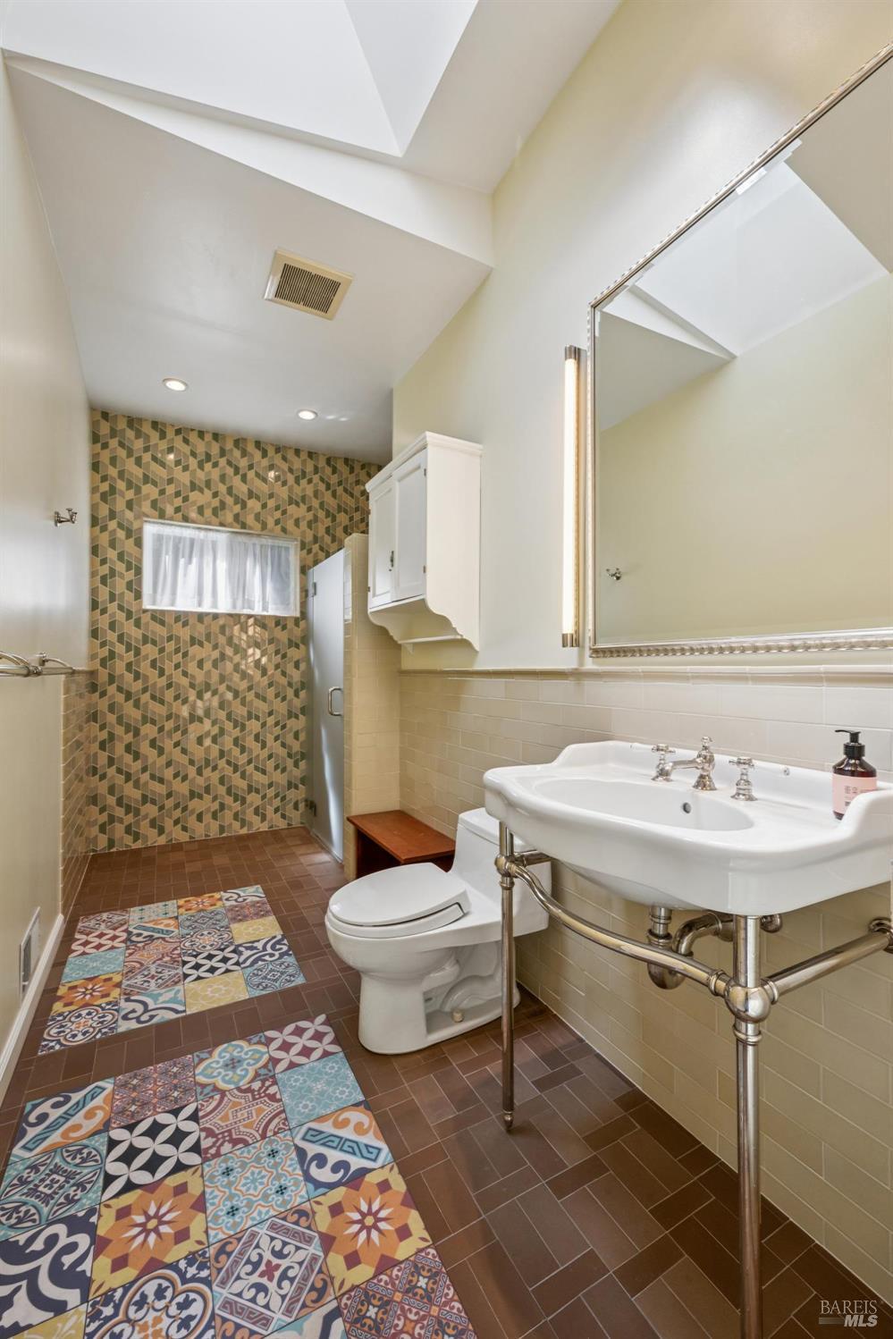 70 Corte Arriba Court Novato CA 94949