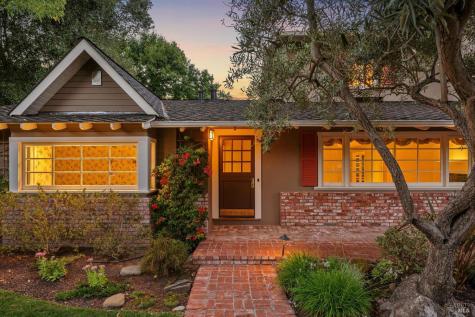 70 Corte Arriba Court Novato CA 94949