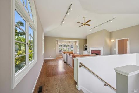 70 Corte Arriba Court Novato CA 94949