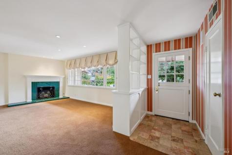 70 Corte Arriba Court Novato CA 94949