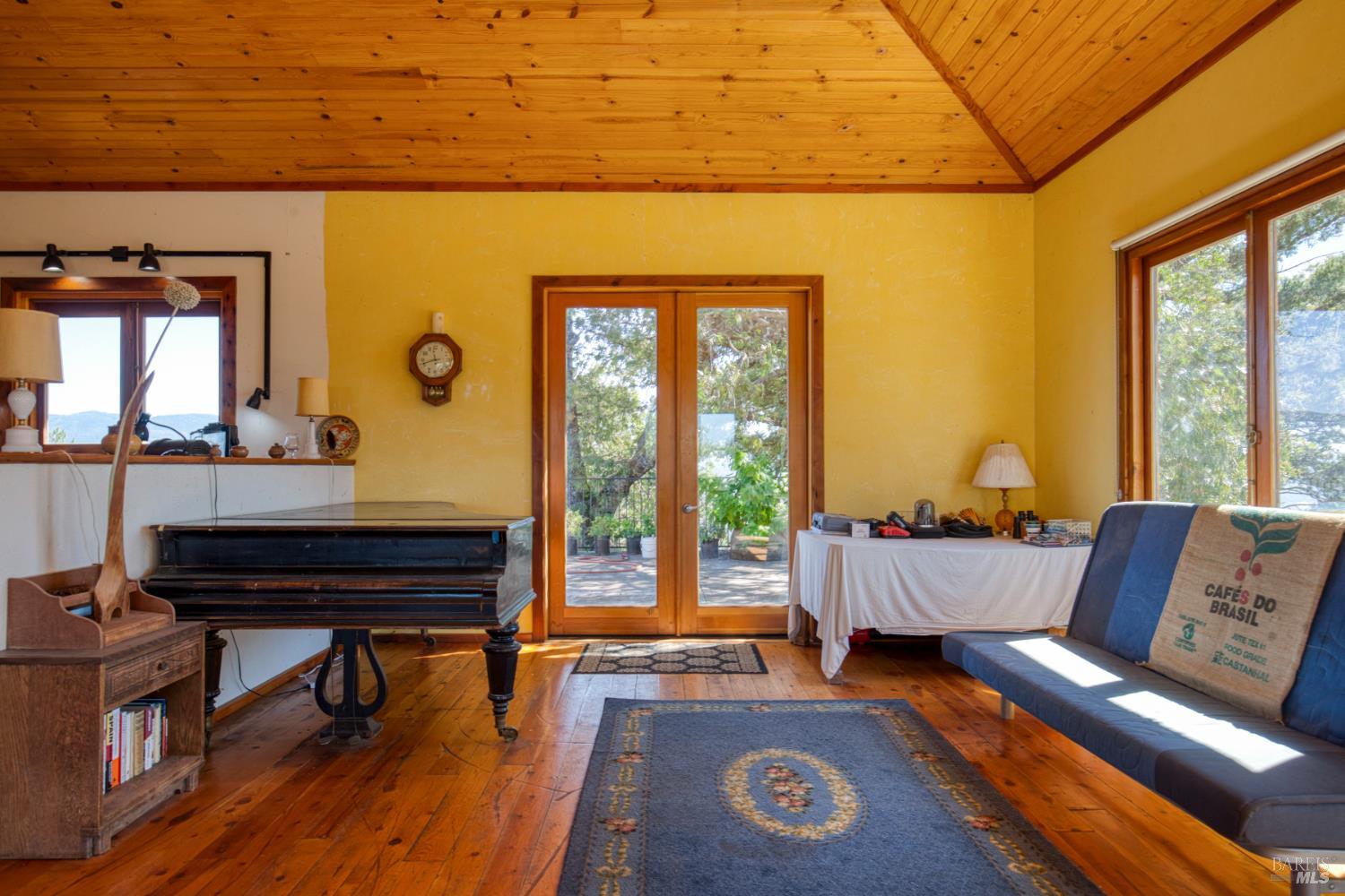 Redwood Valley CA 95470