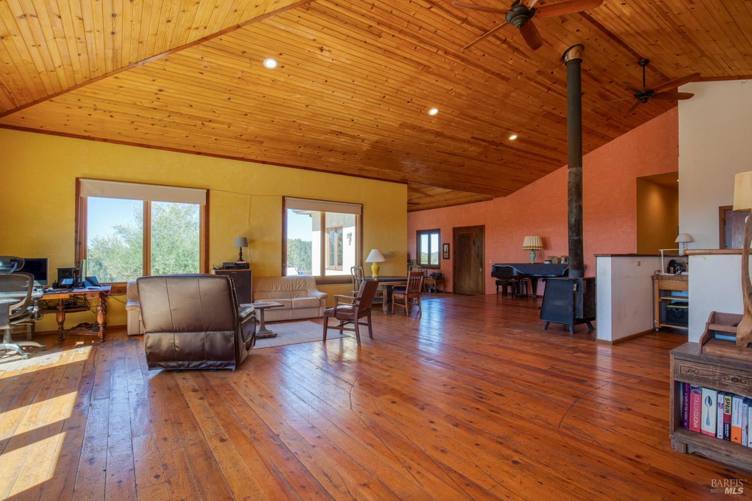 Redwood Valley CA 95470