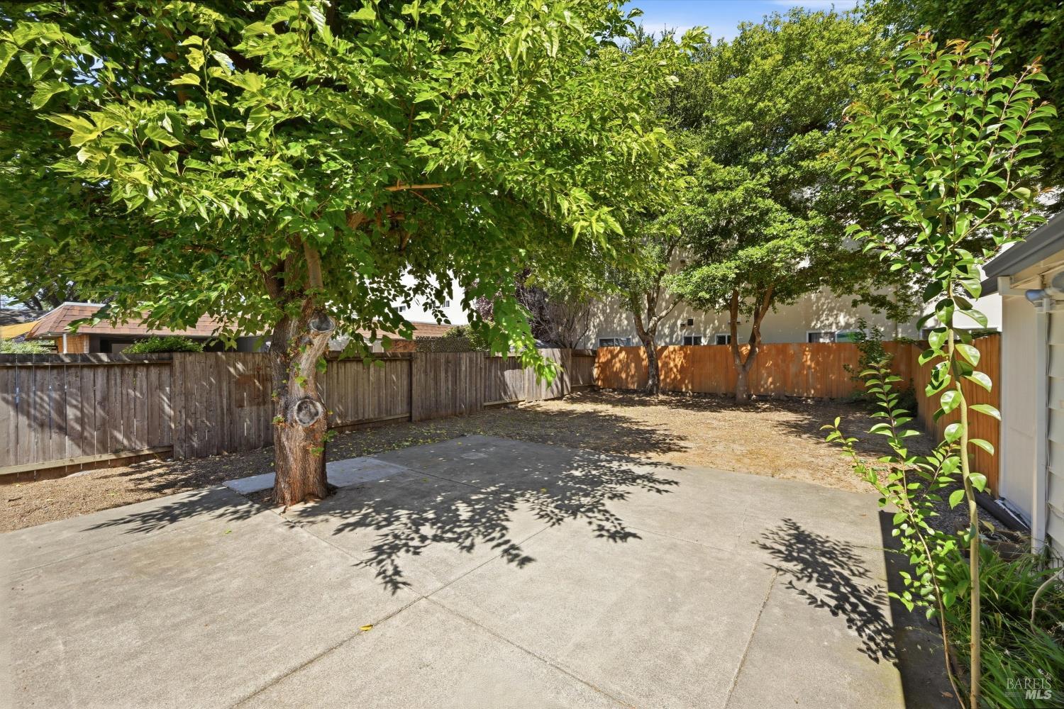 1460 North Street Santa Rosa CA 95404