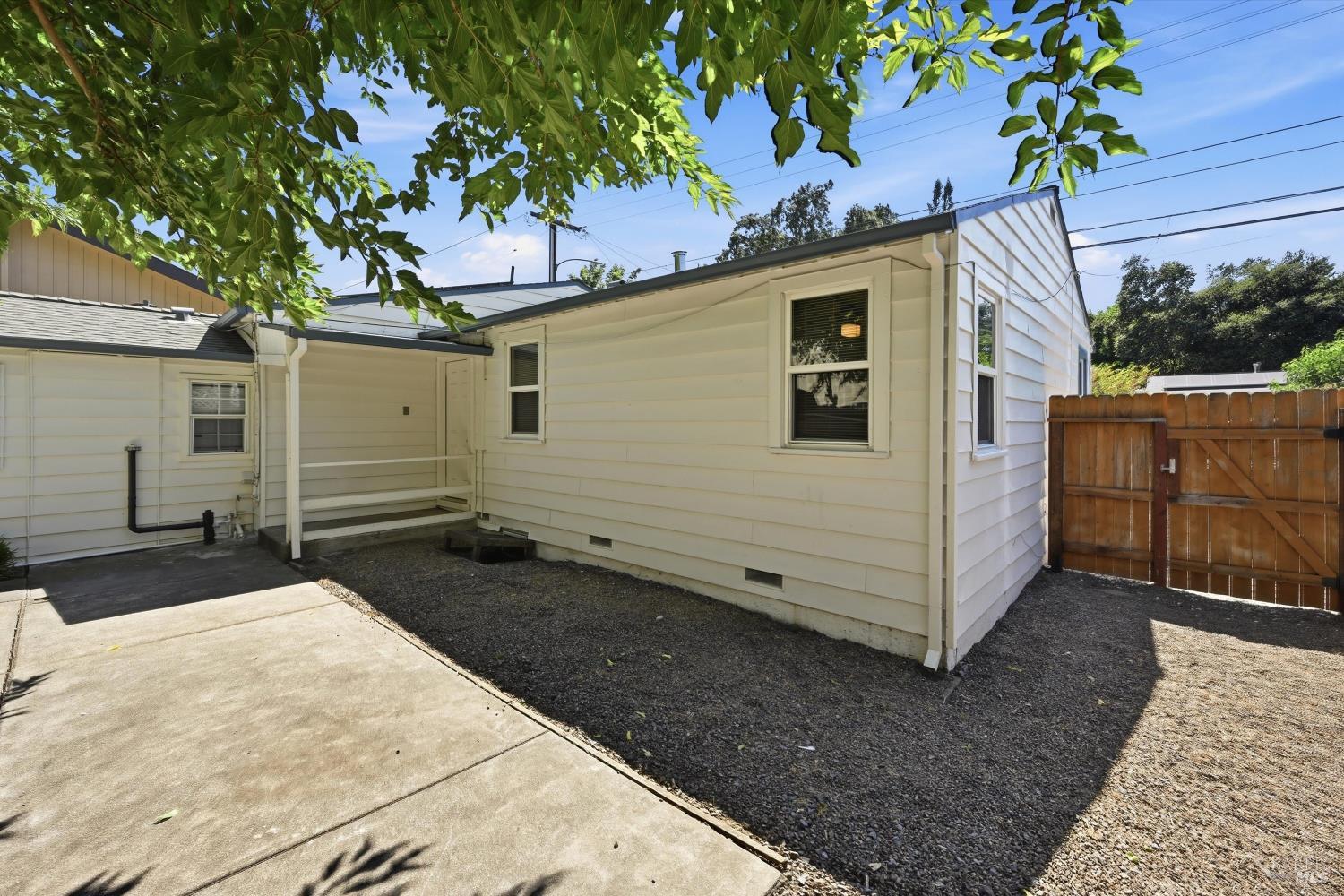 1460 North Street Santa Rosa CA 95404
