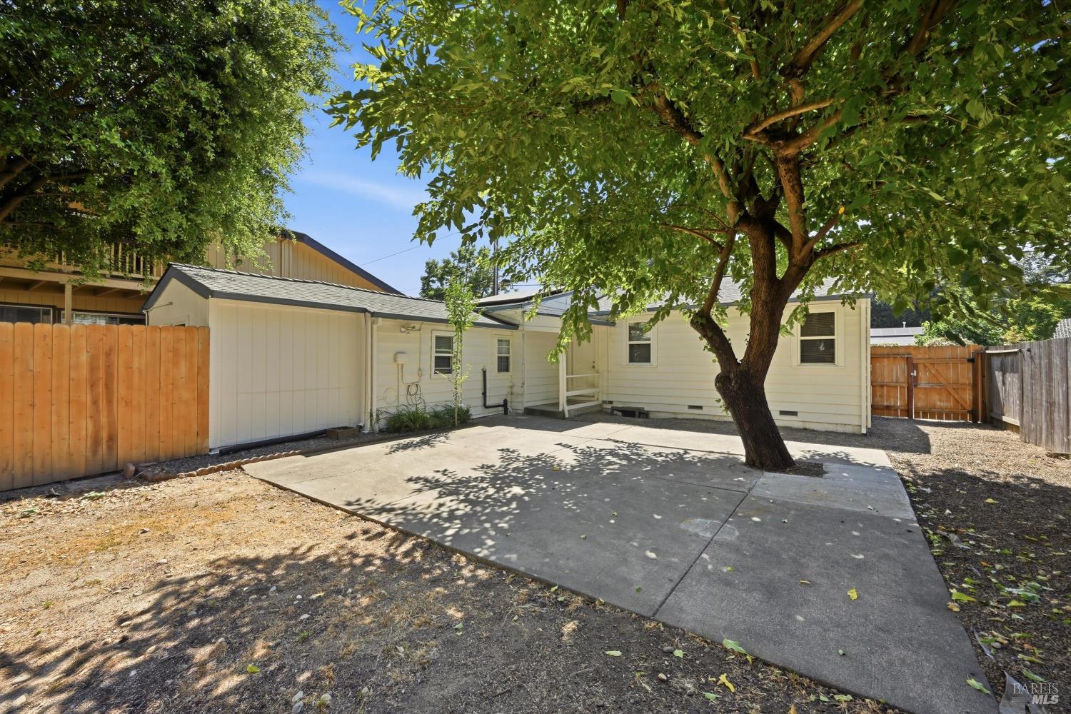 1460 North Street Santa Rosa CA 95404