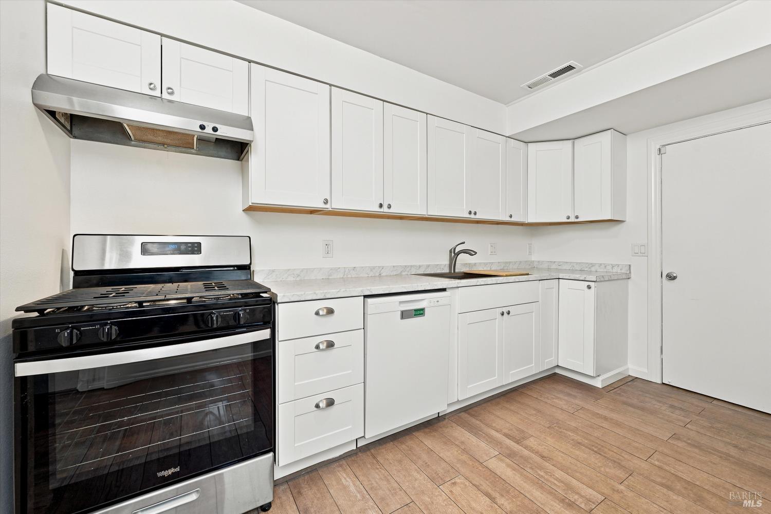 1460 North Street Santa Rosa CA 95404