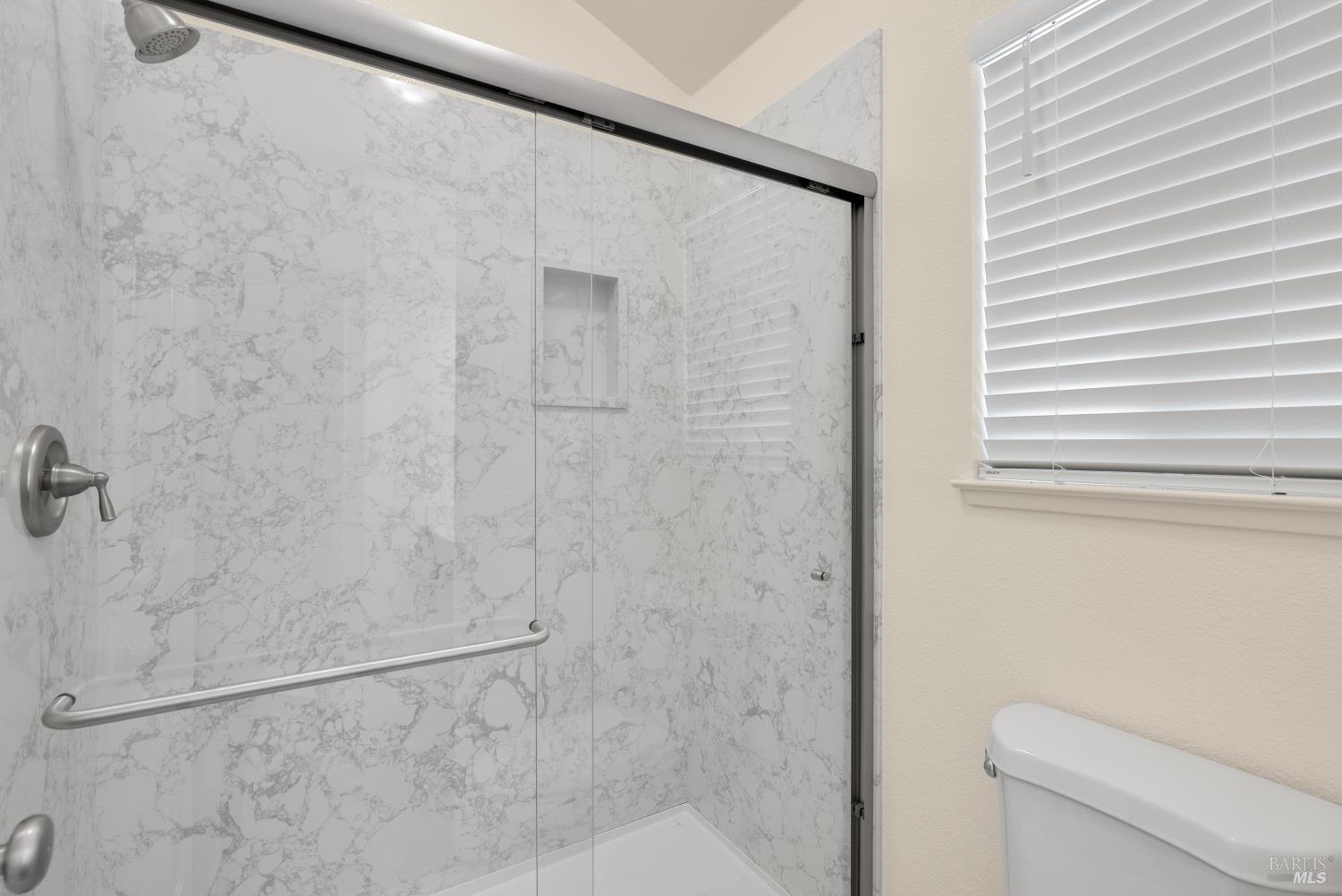 131 William Circle Cloverdale CA 95425