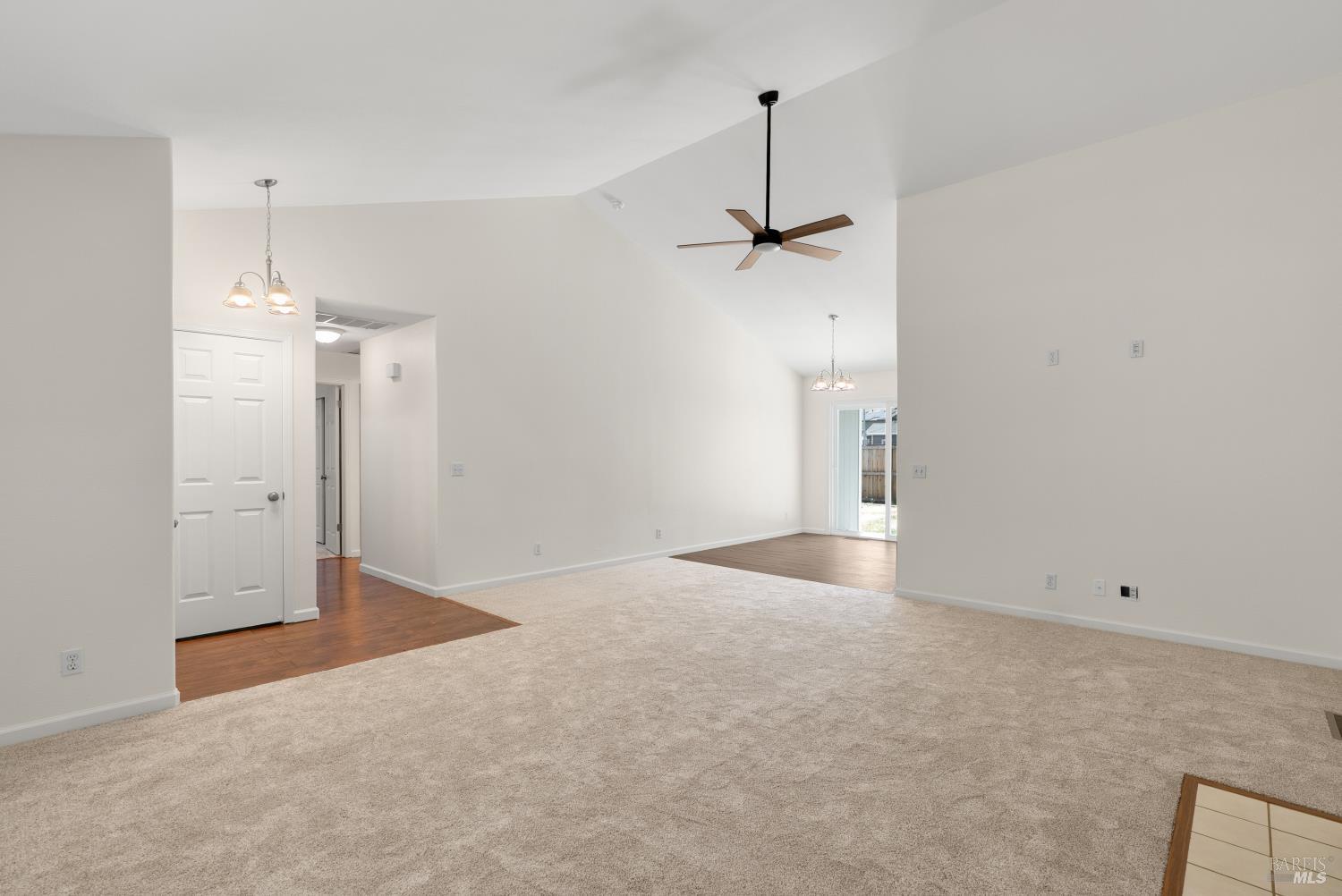 131 William Circle Cloverdale CA 95425
