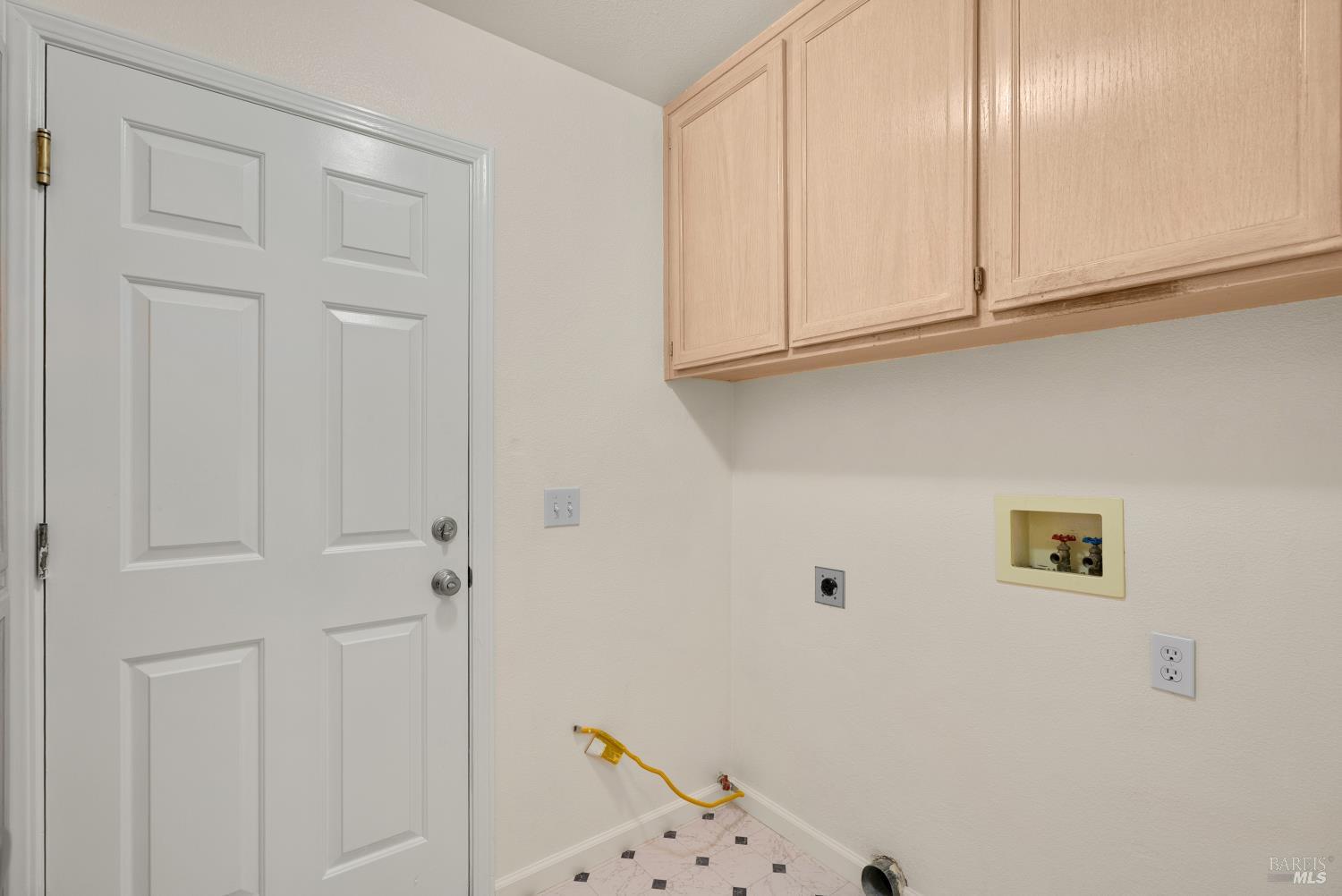 131 William Circle Cloverdale CA 95425