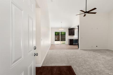 131 William Circle Cloverdale CA 95425