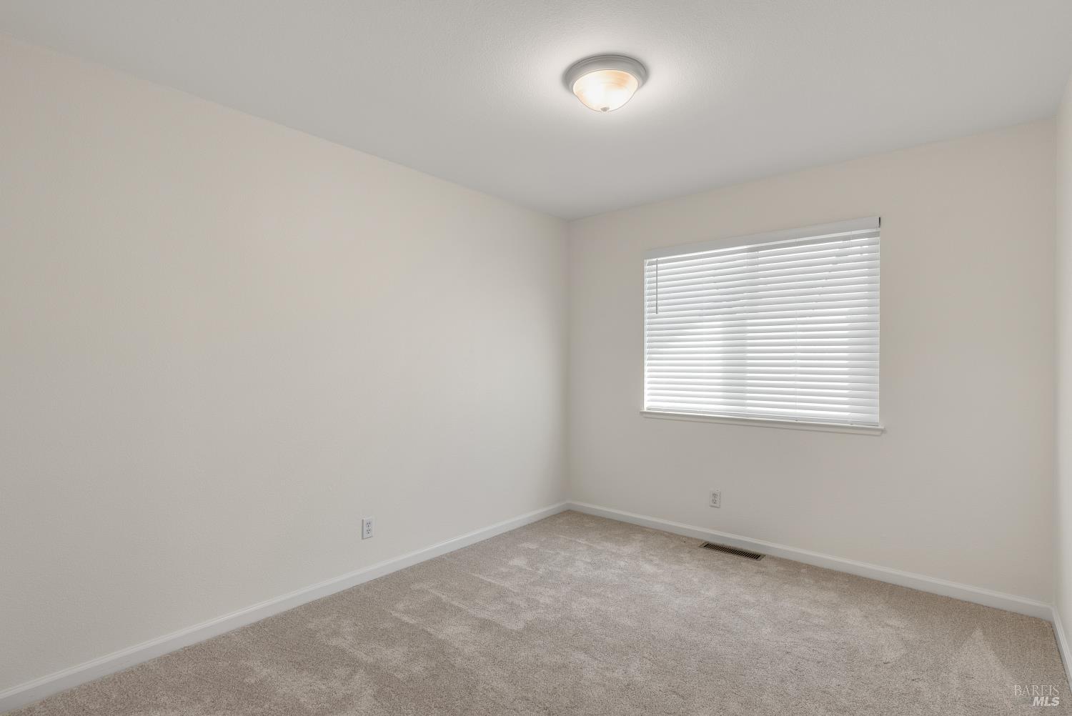 131 William Circle Cloverdale CA 95425