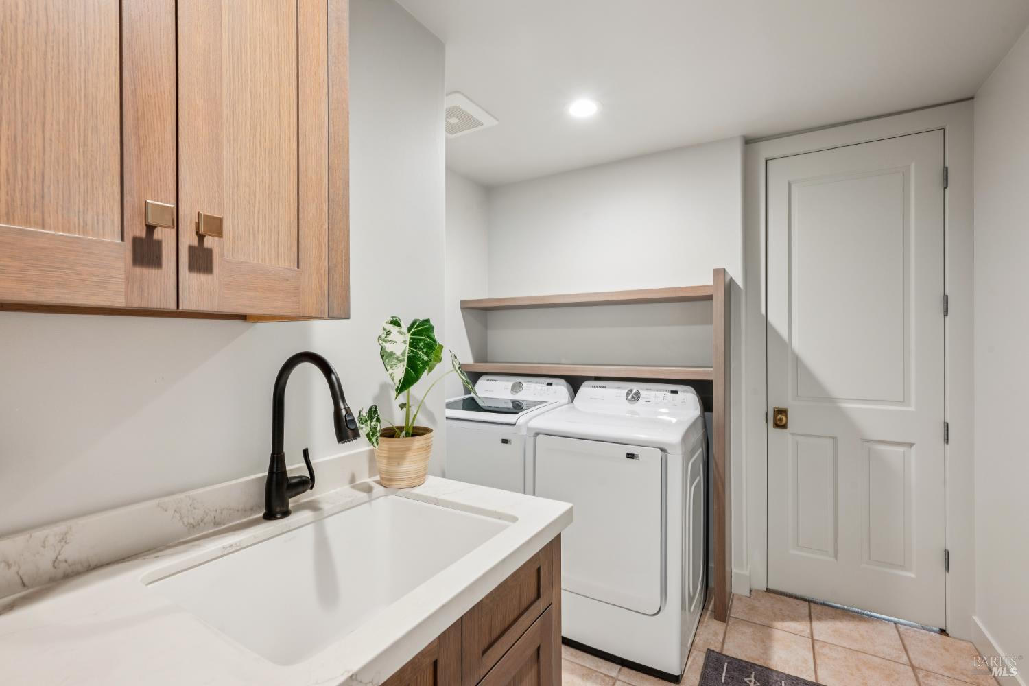 685 Vischer Court Sonoma CA 95476
