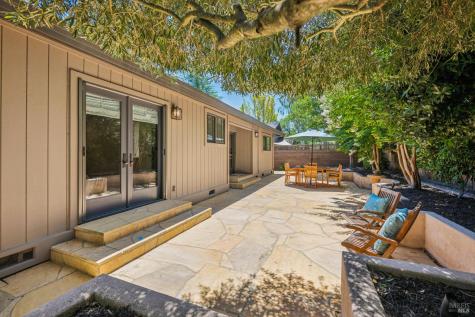 685 Vischer Court Sonoma CA 95476
