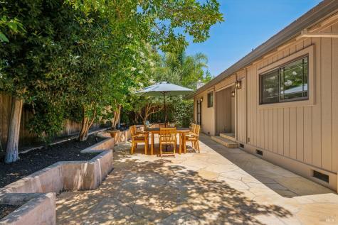 685 Vischer Court Sonoma CA 95476