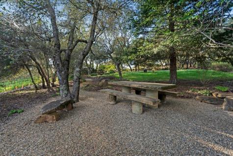 2557 Trinity Road Glen Ellen CA 95442