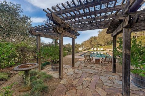 2557 Trinity Road Glen Ellen CA 95442